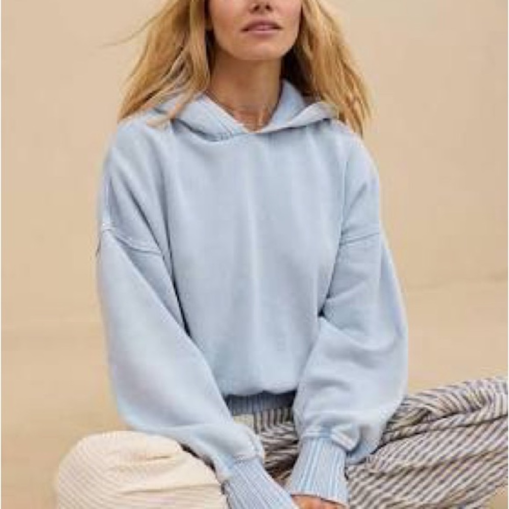 Aerie light blue cropped hoodie